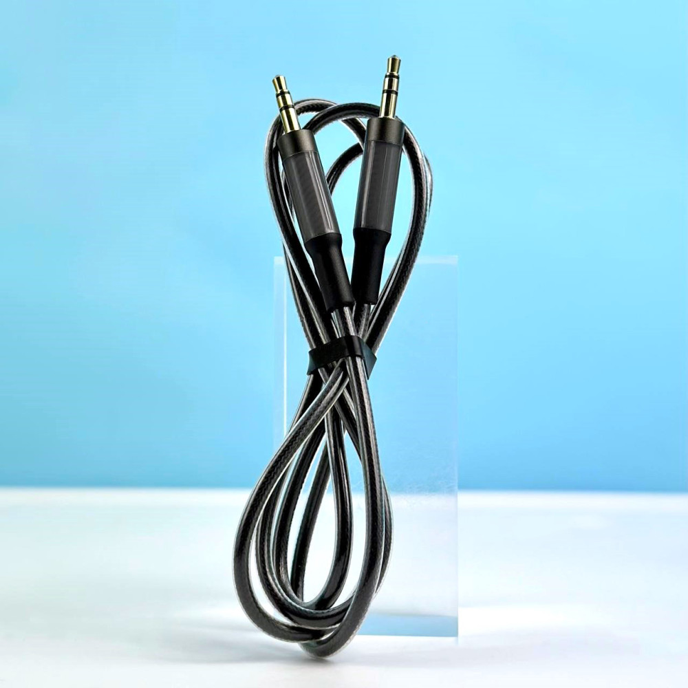 CABLE AUDIO 1 PLUG 3.5 1 PLUG 3.5 1.0 MTS XO-NB-R279C NEGRO